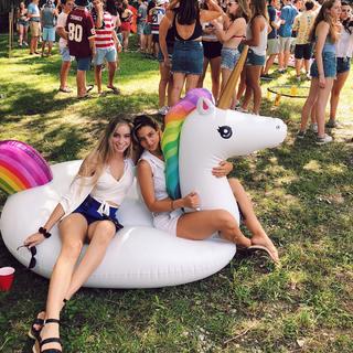 Alexa Blair Robertson feet photo 14
