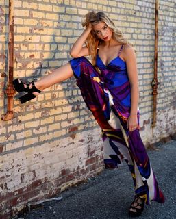 Alexa Blair Robertson feet photo 4