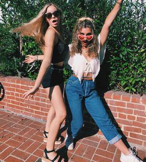 Alexa Blair Robertson feet photo 2