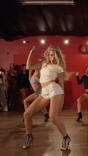 Alexa Blair Robertson feet photo 4