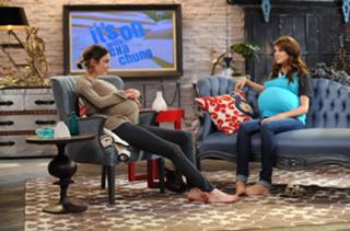 Alexa Chung feet photo thumbnail