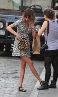 Alexa Chung feet photo thumbnail