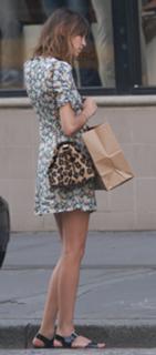 Alexa Chung feet photo thumbnail