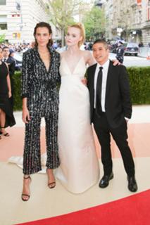 Alexa Chung feet photo thumbnail