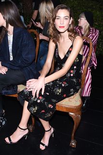 Alexa Chung feet photo thumbnail