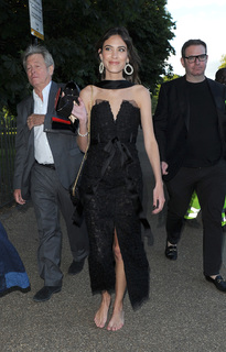 Alexa Chung feet photo thumbnail