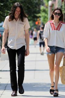 Alexa Chung feet photo thumbnail