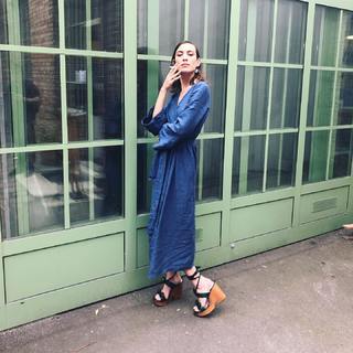 Alexa Chung feet photo thumbnail