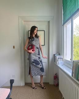 Alexa Chung feet photo thumbnail