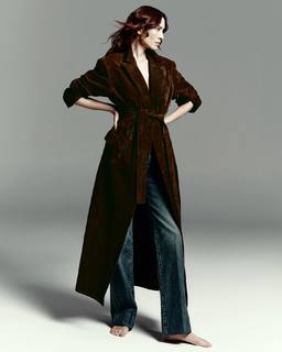 Alexa Chung feet photo thumbnail