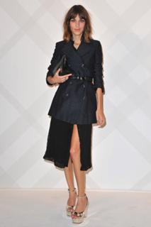 Alexa Chung feet photo thumbnail