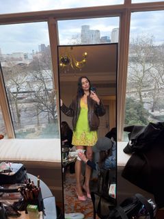 Alexa Chung feet photo 16
