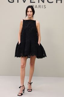 Alexa Chung feet photo 14