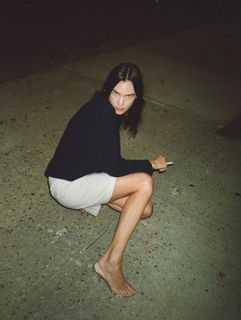 Alexa Chung feet photo 9