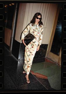Alexa Chung feet photo 3