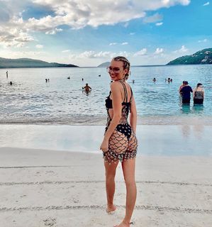 Alexa Collins feet photo thumbnail