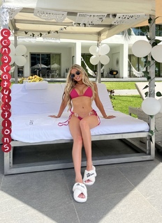 Alexa Collins feet photo thumbnail