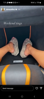 Alexa Collins feet photo thumbnail