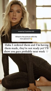 Alexa Collins feet photo thumbnail