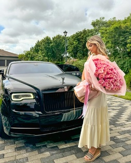 Alexa Collins feet photo thumbnail