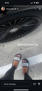 Alexa Collins feet photo thumbnail