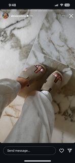 Alexa Collins feet photo thumbnail