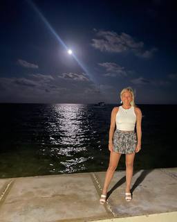 Alexa Datt Rosenberg feet photo 7