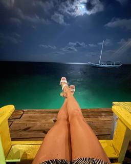 Alexa Datt Rosenberg feet photo 6