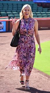 Alexa Datt Rosenberg feet photo 2