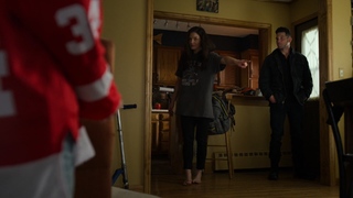 Alexa Davalos feet photo thumbnail