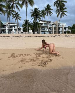 Alexa Dellanos feet photo 20