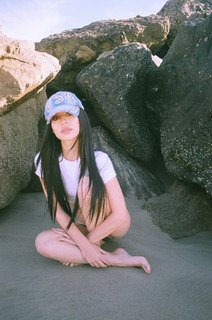 Alexa Demie feet photo thumbnail