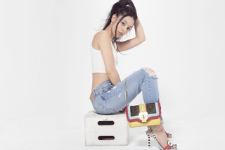 Alexa Demie feet photo thumbnail