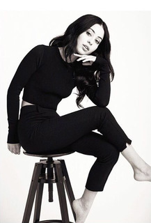 Alexa Demie feet photo thumbnail