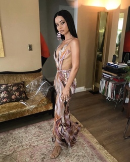 Alexa Demie feet photo thumbnail