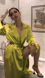 Alexa Demie feet photo thumbnail