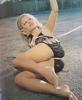 Alexa Demie feet photo 2