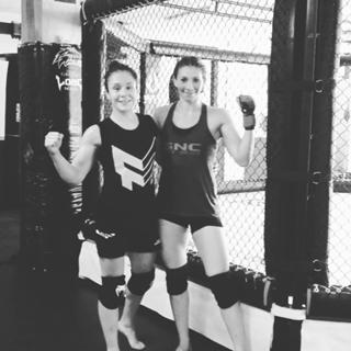 Alexa Grasso feet photo thumbnail
