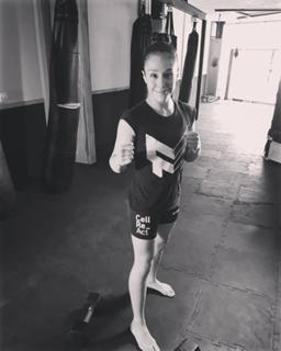 Alexa Grasso feet photo thumbnail