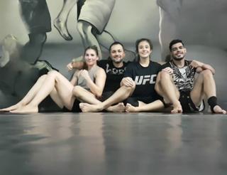 Alexa Grasso feet photo thumbnail