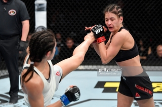 Alexa Grasso feet photo thumbnail