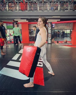 Alexa Grasso feet photo thumbnail