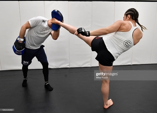 Alexa Grasso feet photo thumbnail