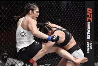 Alexa Grasso feet photo thumbnail
