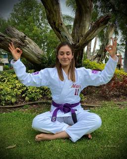 Alexa Grasso feet photo thumbnail