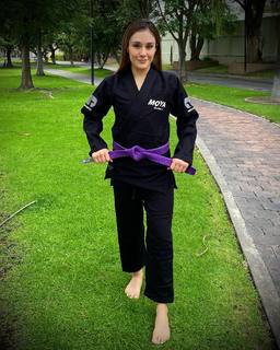 Alexa Grasso feet photo thumbnail