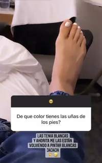 Alexa Grasso feet photo thumbnail