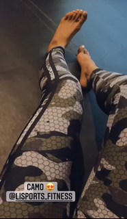 Alexa Grasso feet photo thumbnail