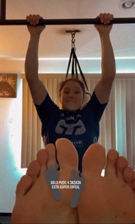 Alexa Grasso feet photo thumbnail