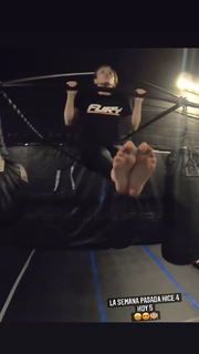 Alexa Grasso feet photo thumbnail